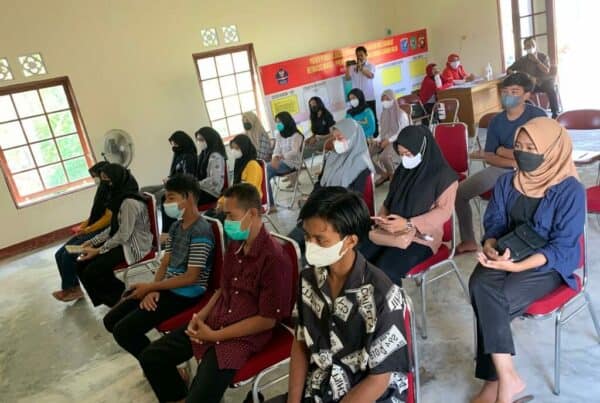 Penyuluhan Narkoba pada 17 Remaja Sungai Garam Hilir Penyuluhan Narkoba pada 17 Remaja Sungai Garam Hilir